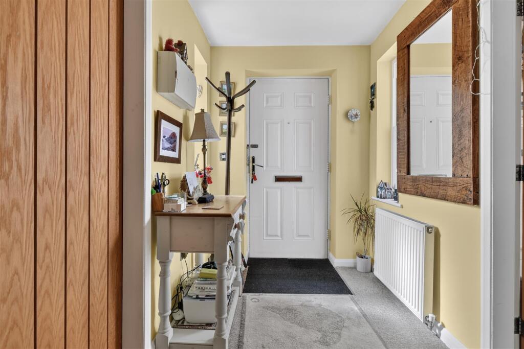 House in Easingwold - More