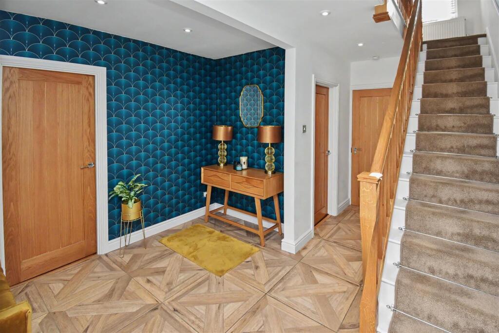 House in Northampton - View 3