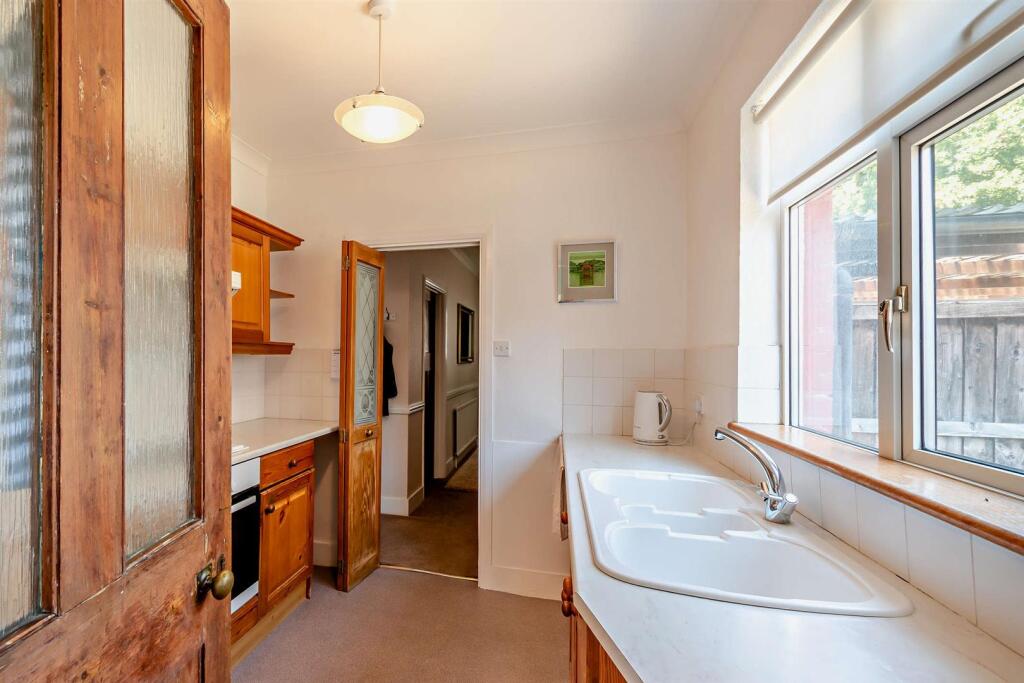 House in Maidstone, Vinters Park - View 5
