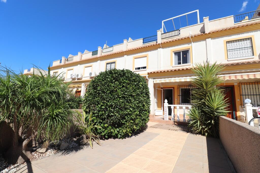 Main image of property: Valencia, Alicante, Algorfa