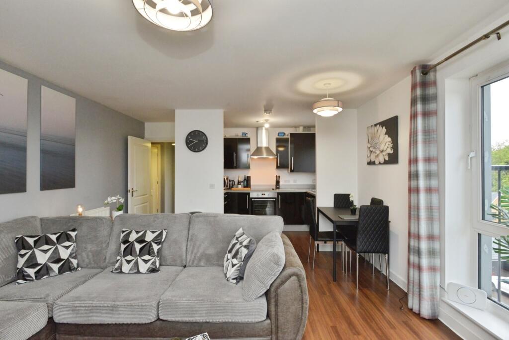 Apartment in Milton Keynes, Wolverton and Greenleys - View 5