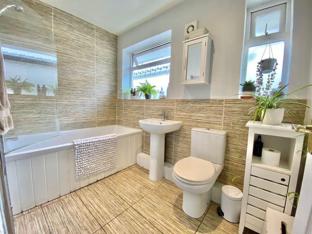 House in Bath - View 5