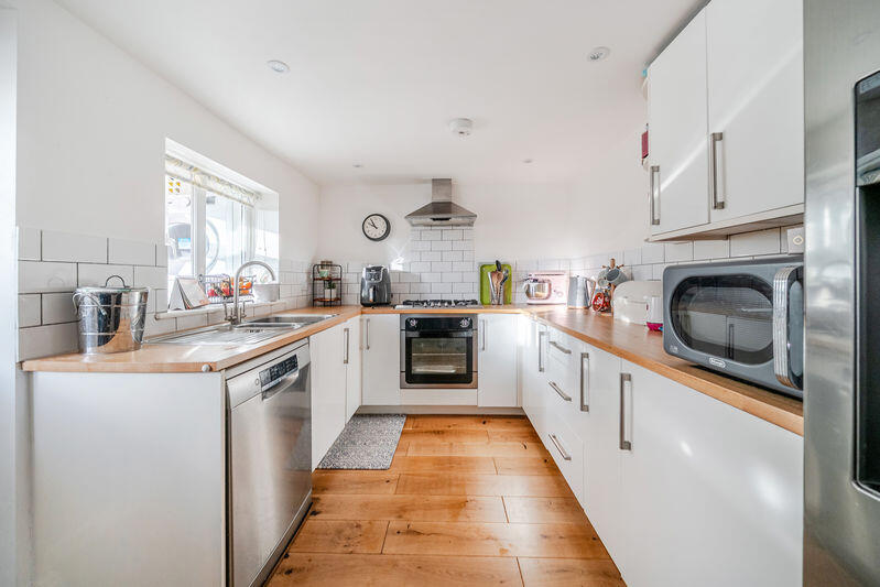 Steventon Road, Drayton photo 3