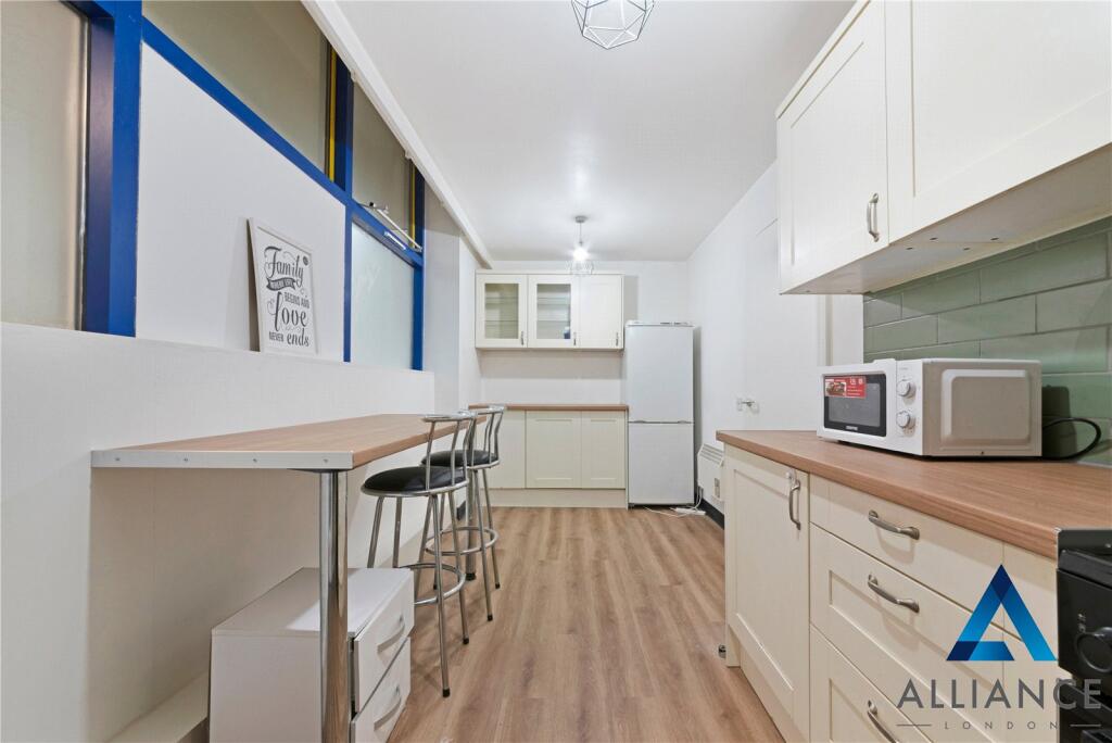 Apartment in London - View 4