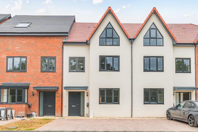House in Hemel Hempstead - View 2