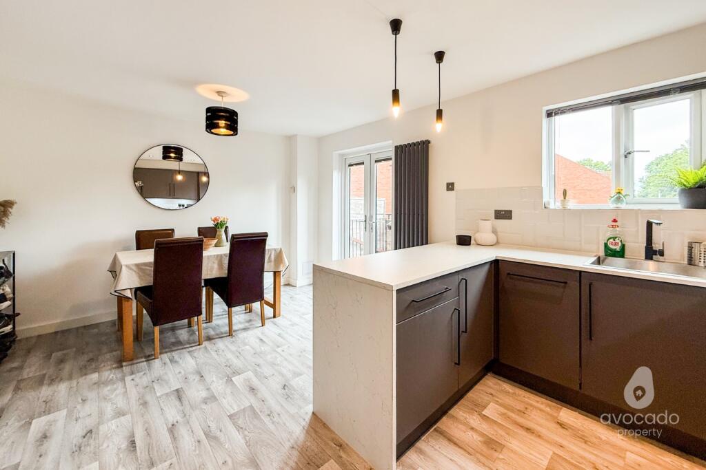 Maiden Lane Centre, Lower Earley, RG6, Lower Earley
