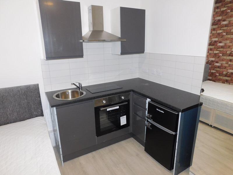 Apartment in Liverpool - View 3