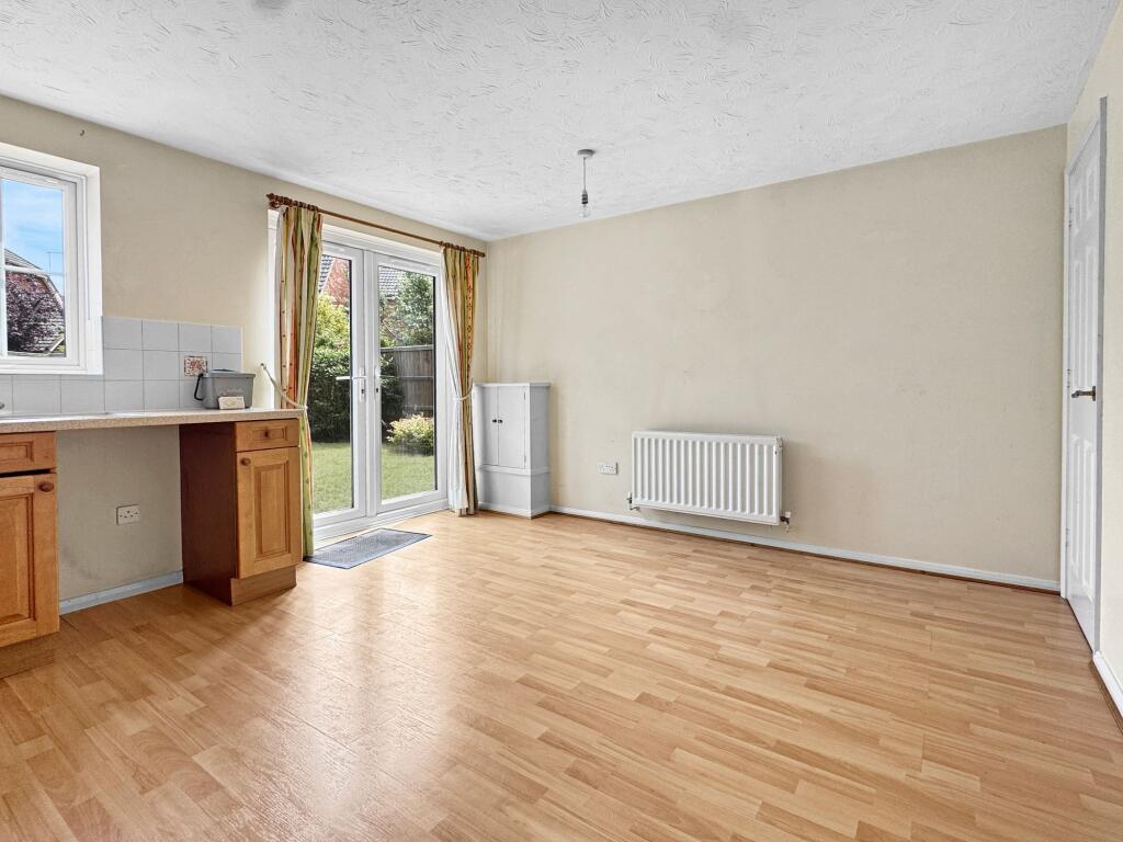 House in East Suffolk, Grange Farm, Kesgrave - View 5