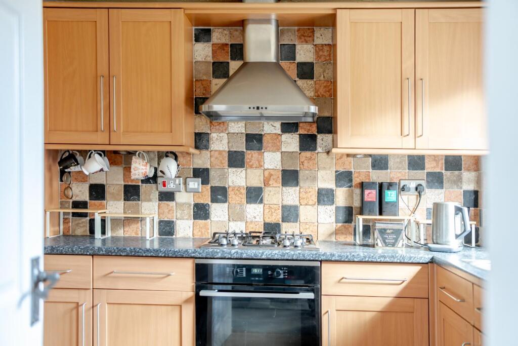 House in Leeds, Wetherby - View 3