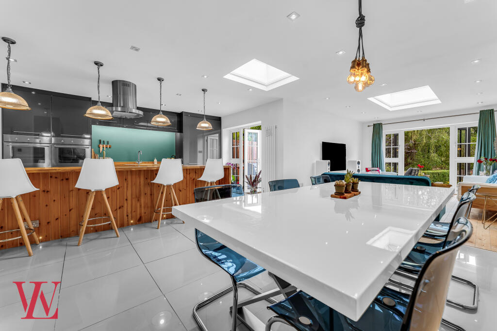 House in Uttlesford, Little Hallingbury - View 4