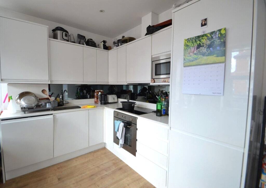 Main image of property: Grand Parade, Green Lanes, London, N4