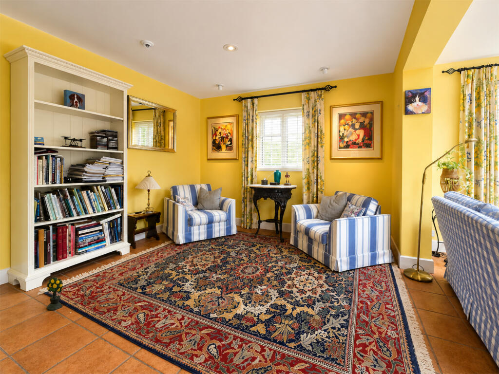House in Southampton - View 5