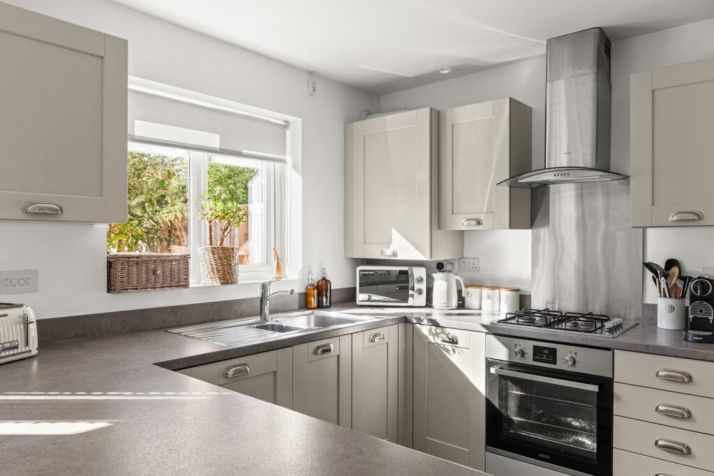 House in Doncaster - View 5
