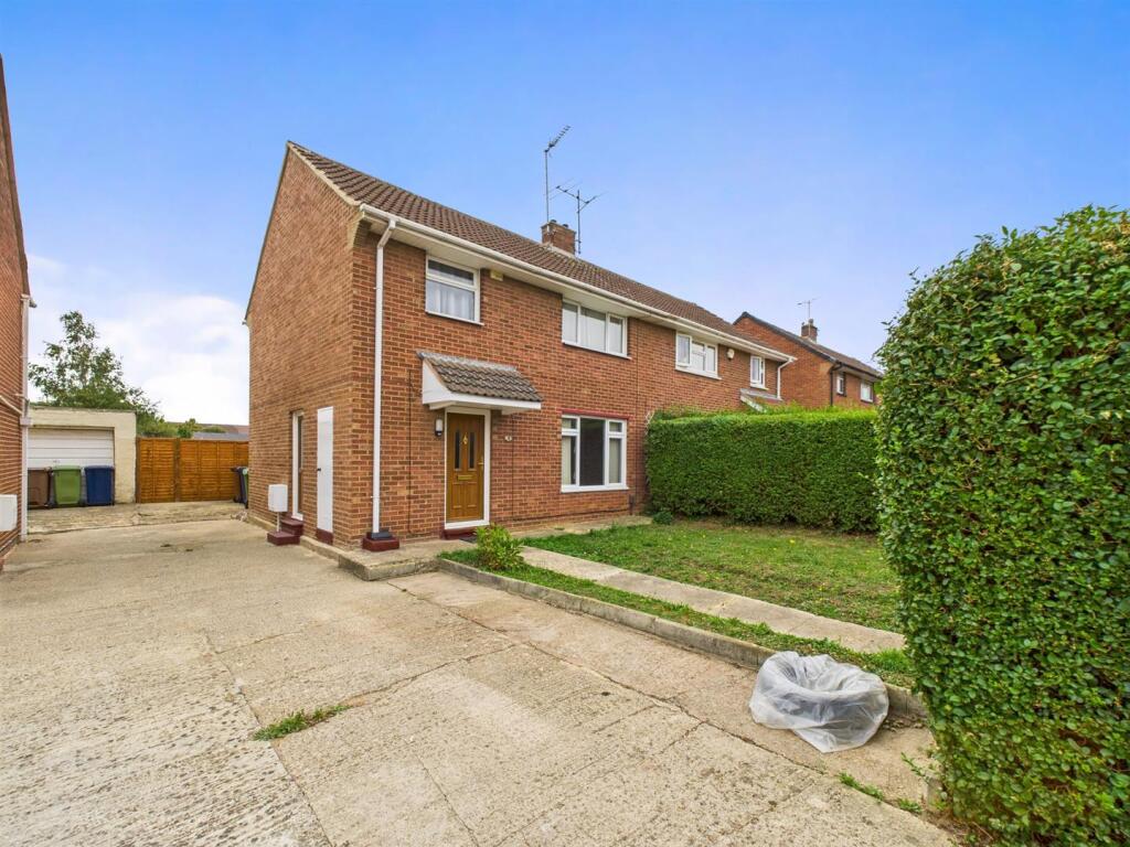 Main image of property: Maple Drive, Brockworth, Gloucester