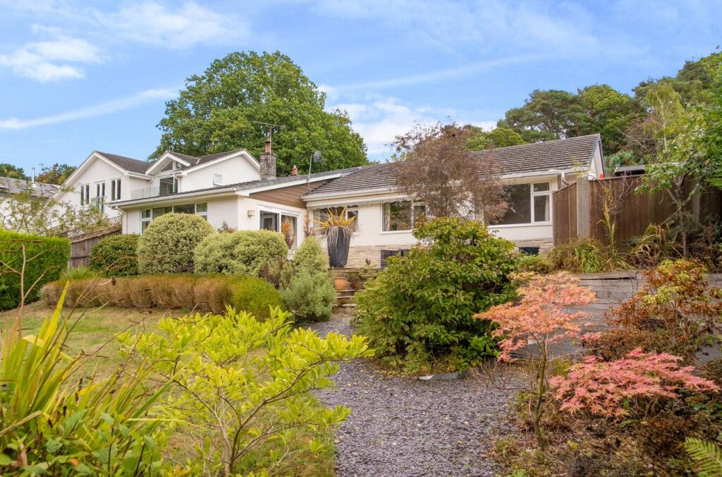 Main image of property: Upper Golf Links Road, Broadstone, BH18