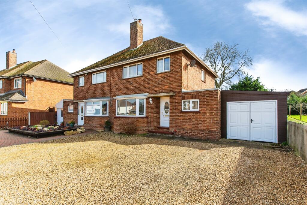Highfield Road, Thrapston, Kettering, Kettering