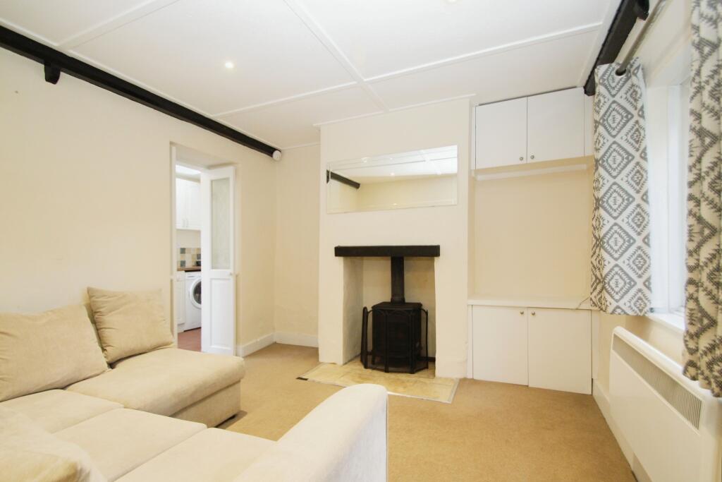 Main image of property: Gawcott Road, Buckingham, MK18