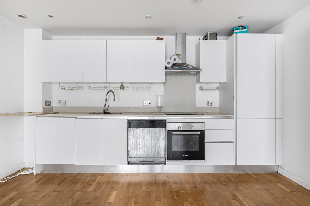 Main image of property: Leigham Court Road, London, SW16