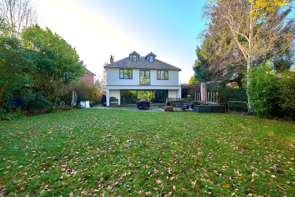 Main image of property: Glyn Ave, Hale, Cheshire, WA15 9DG