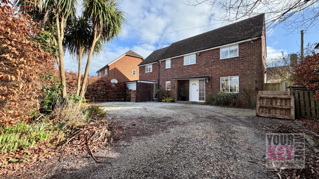 Main image of property: The Street, Newington, Folkestone, Kent, CT18 8AU