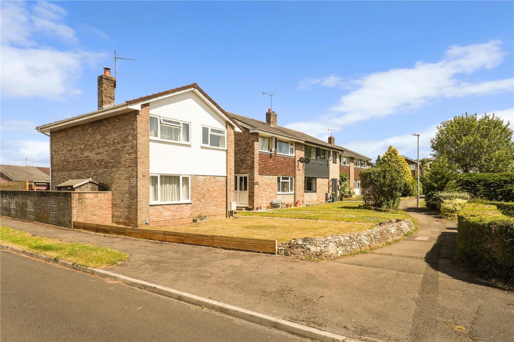 Main image of property: Godwin Drive, Nailsea, Bristol, Somerset, BS48