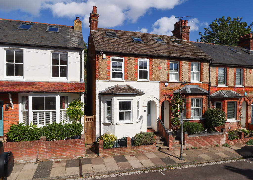 4-bed terraced on Hart Road, St Albans, Hertfordshire, AL1, £925,000