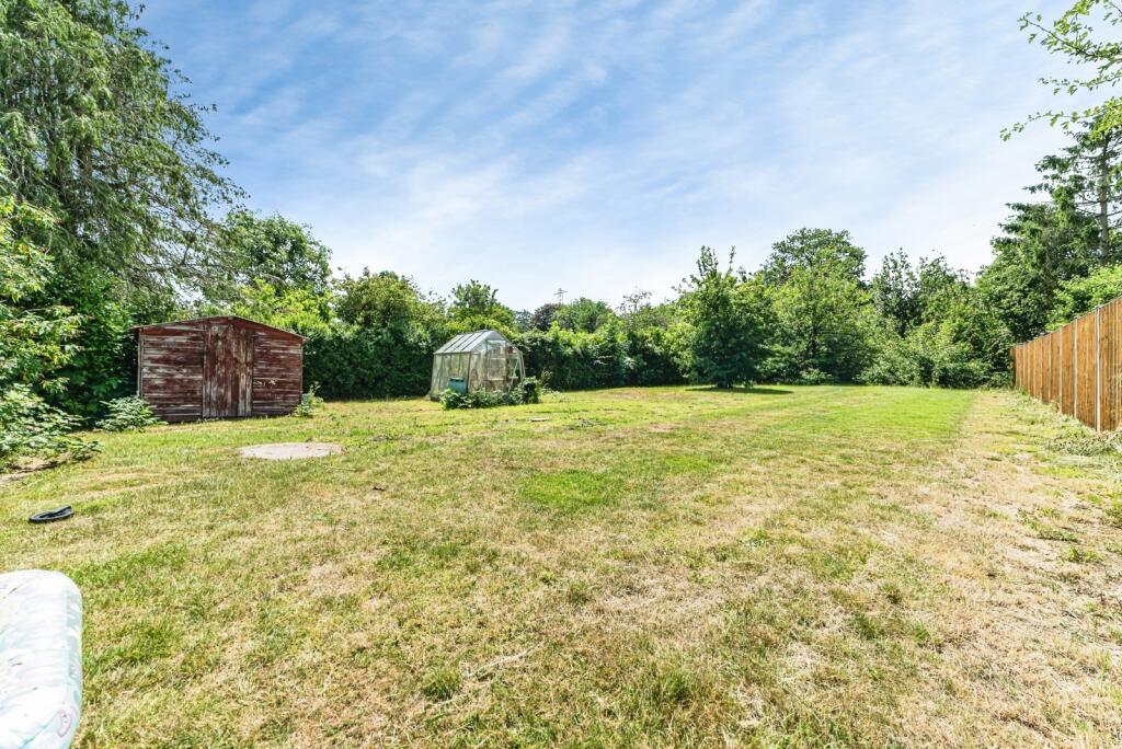 Aldermaston Road, TADLEY, Hampshire, RG26 - View 4