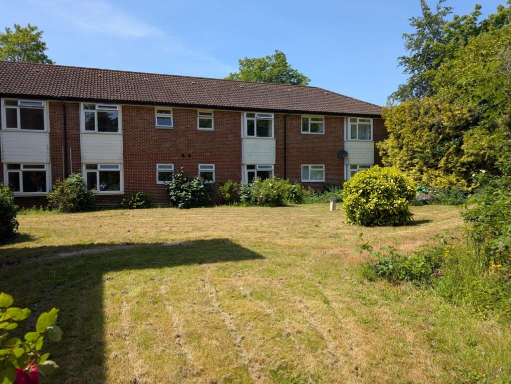 Main image of property: Pembridge House Salisbury Road, Fordingbridge, Hampshire, SP6