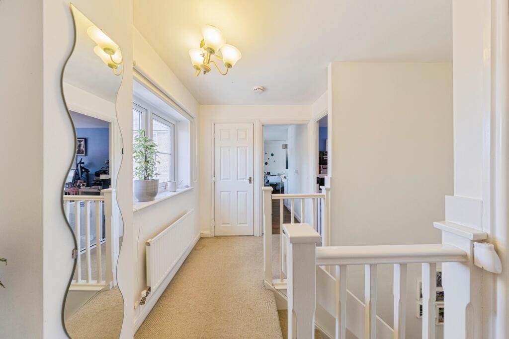 House in Towcester, West Northamptonshire - View 4