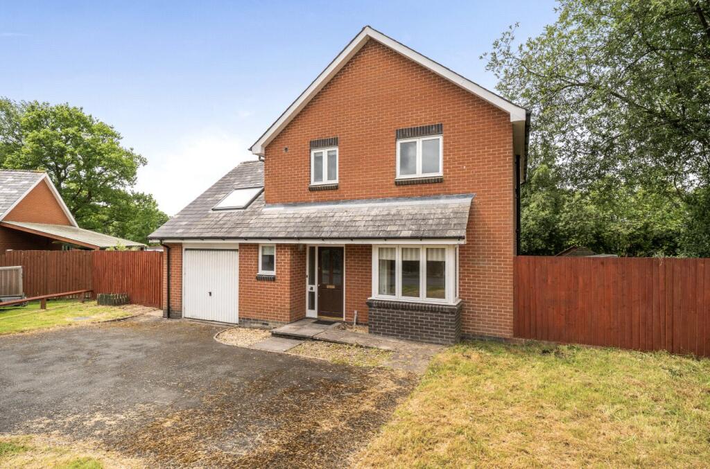 4-bed detached on Badgers Green, Crossgates, Llandrindod Wells, Powys, £295,000