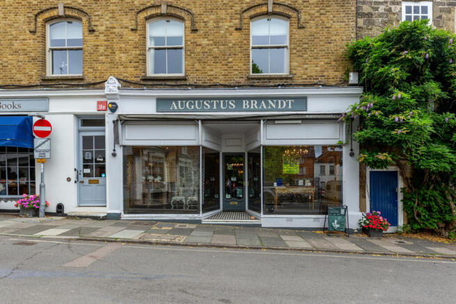 Clifford House, Market Square, Petworth, GU28 0AH