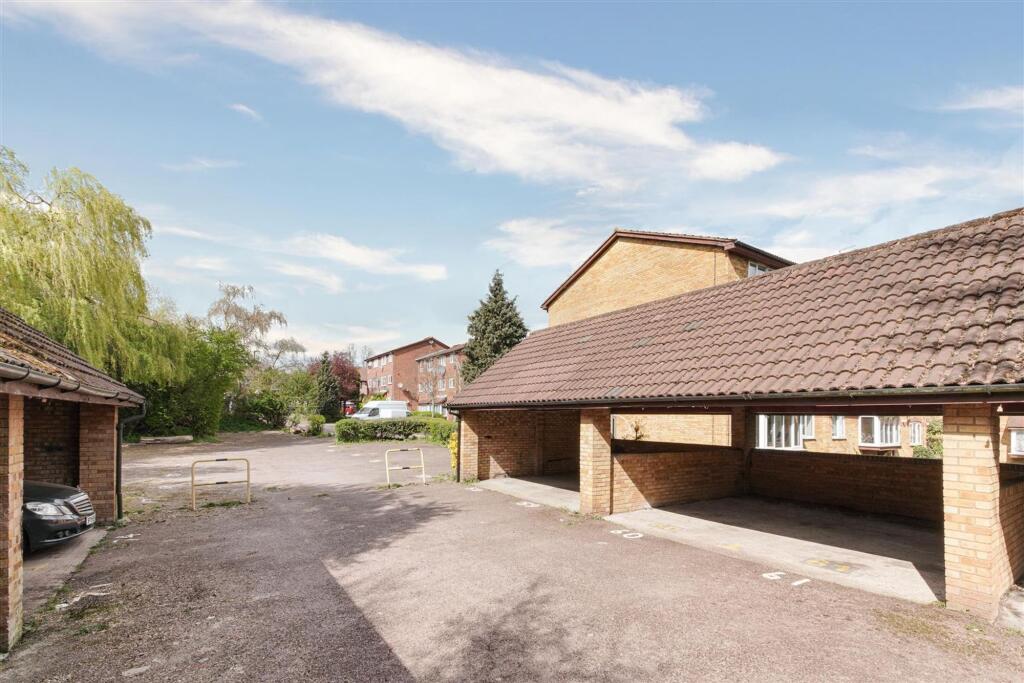 Property photo 8