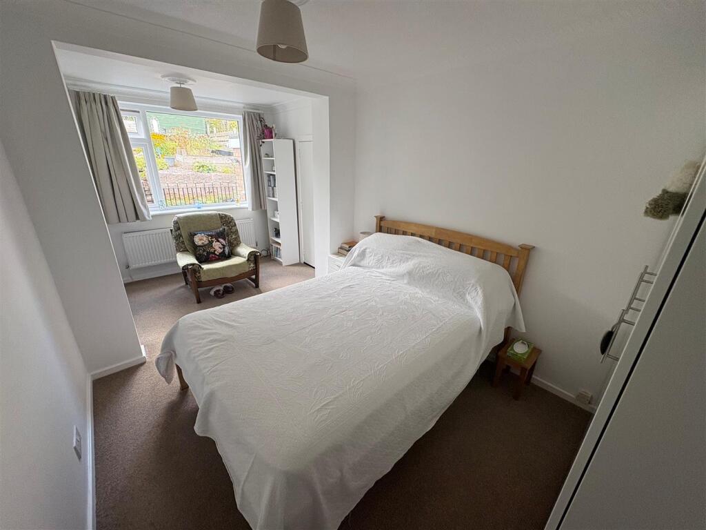 House in Staffordshire Moorlands, Leek - View 5