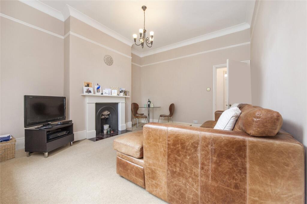 Apartment in London - View 4