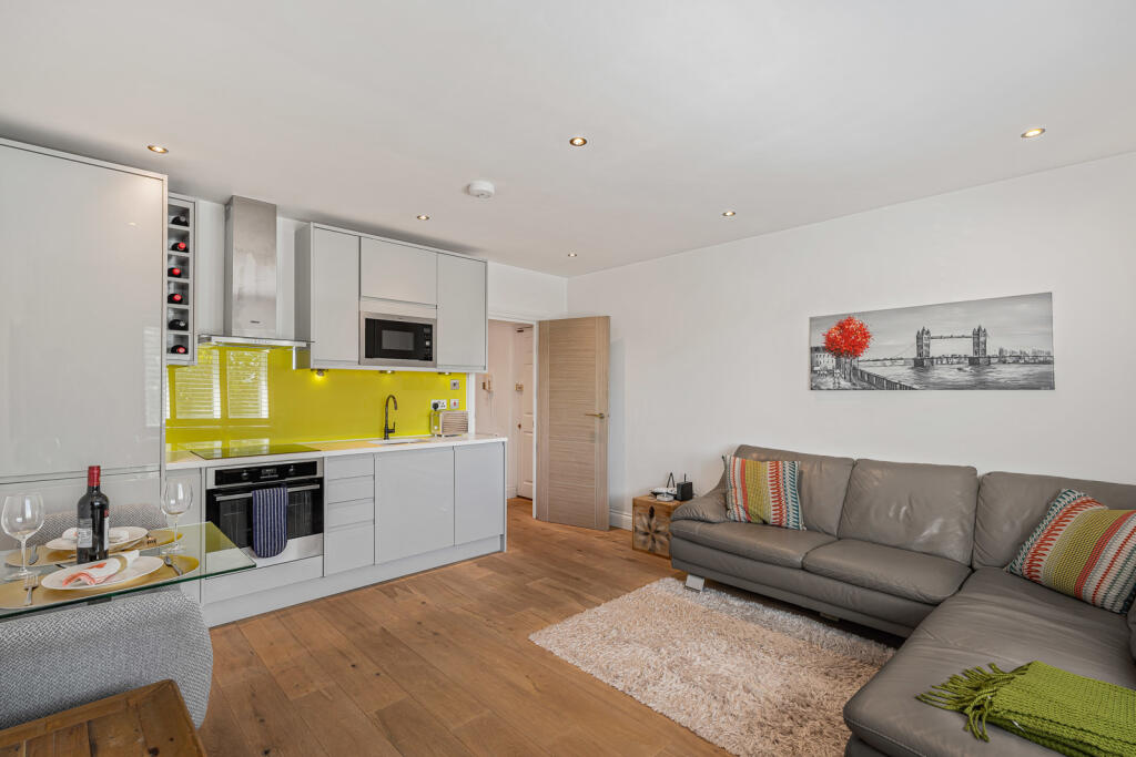 Main image of property: Glamis Place, London, E1W