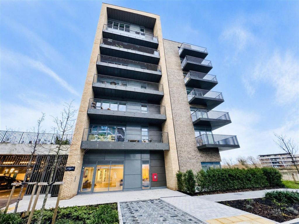 Main image of property: Flagstaff Road, Reading