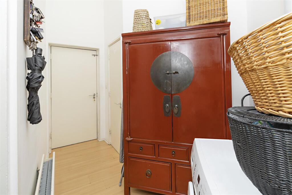2 bedroom house for rent