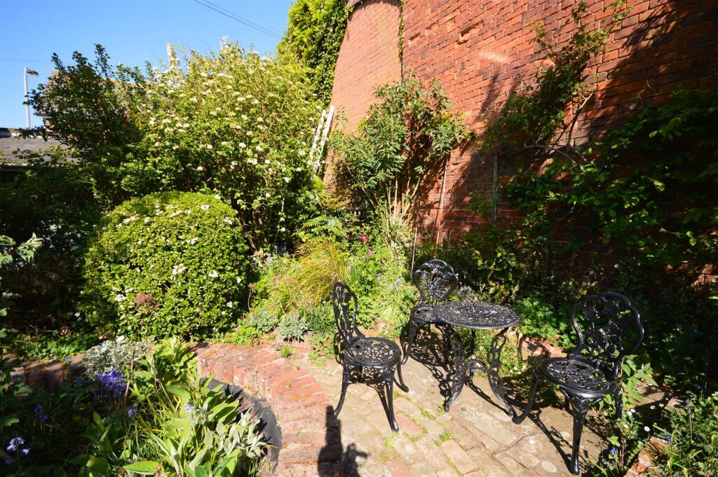 Property photo 11
