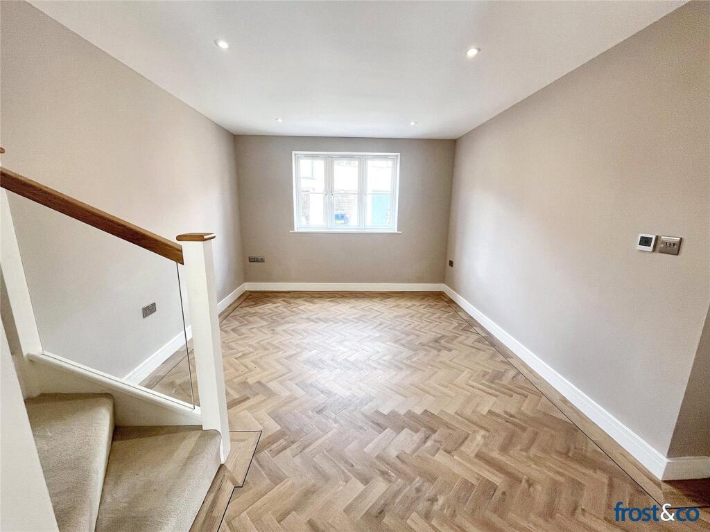 Additional image 7 of Chalice Close, Lower Parkstone, Poole, Dorset, BH14