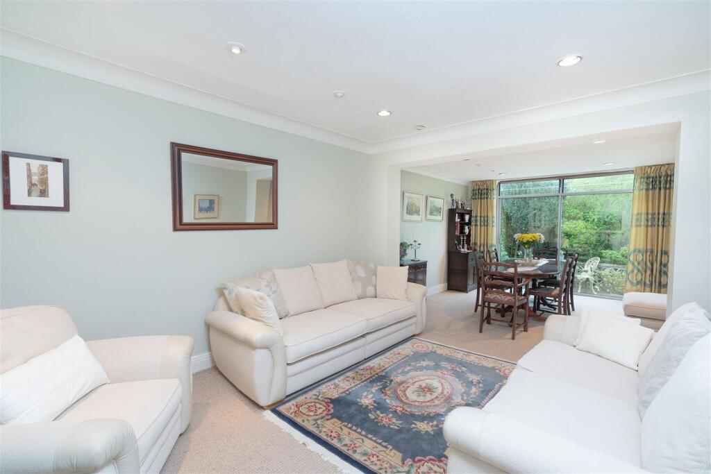 House in Leeds - View 5