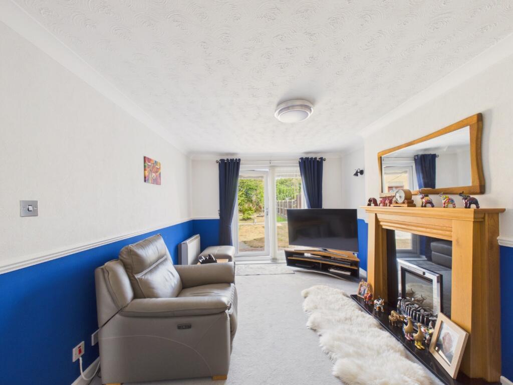 House in Hull, Paull - View 2