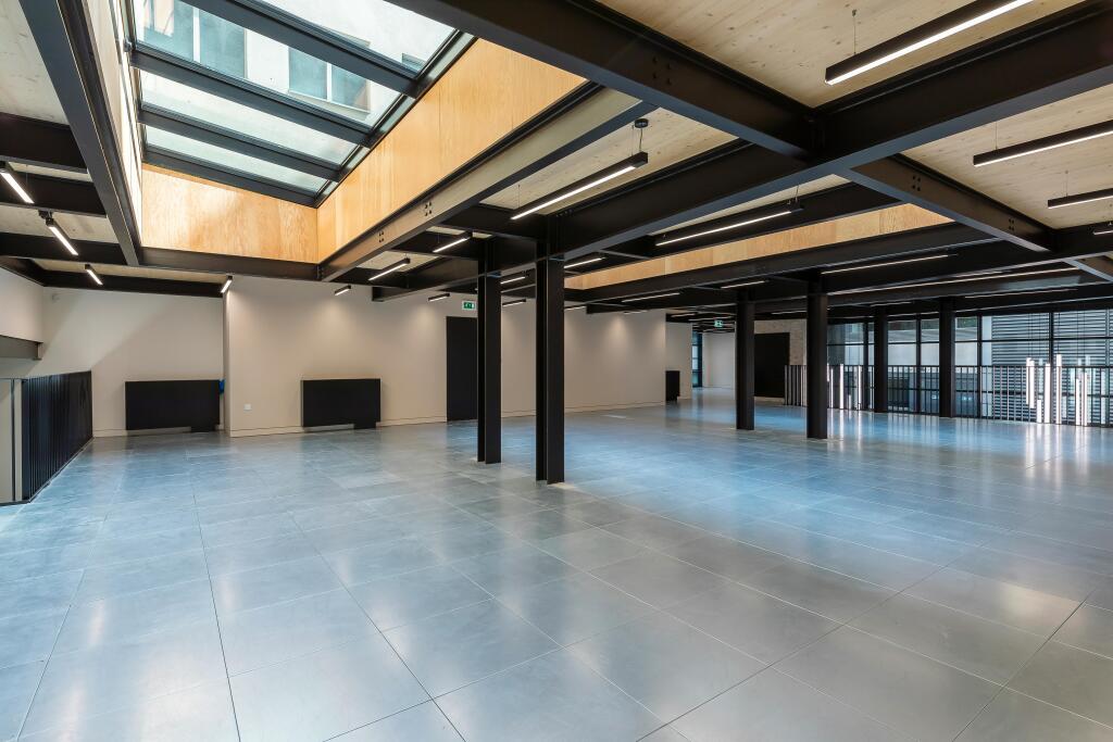 Christopher Yard__1st Floor.jpg