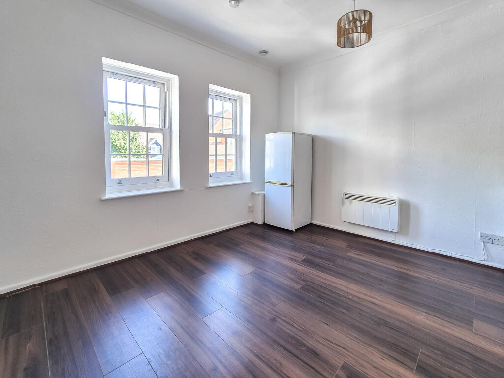 Apartment in East Hertfordshire, Sawbridgeworth - View 3