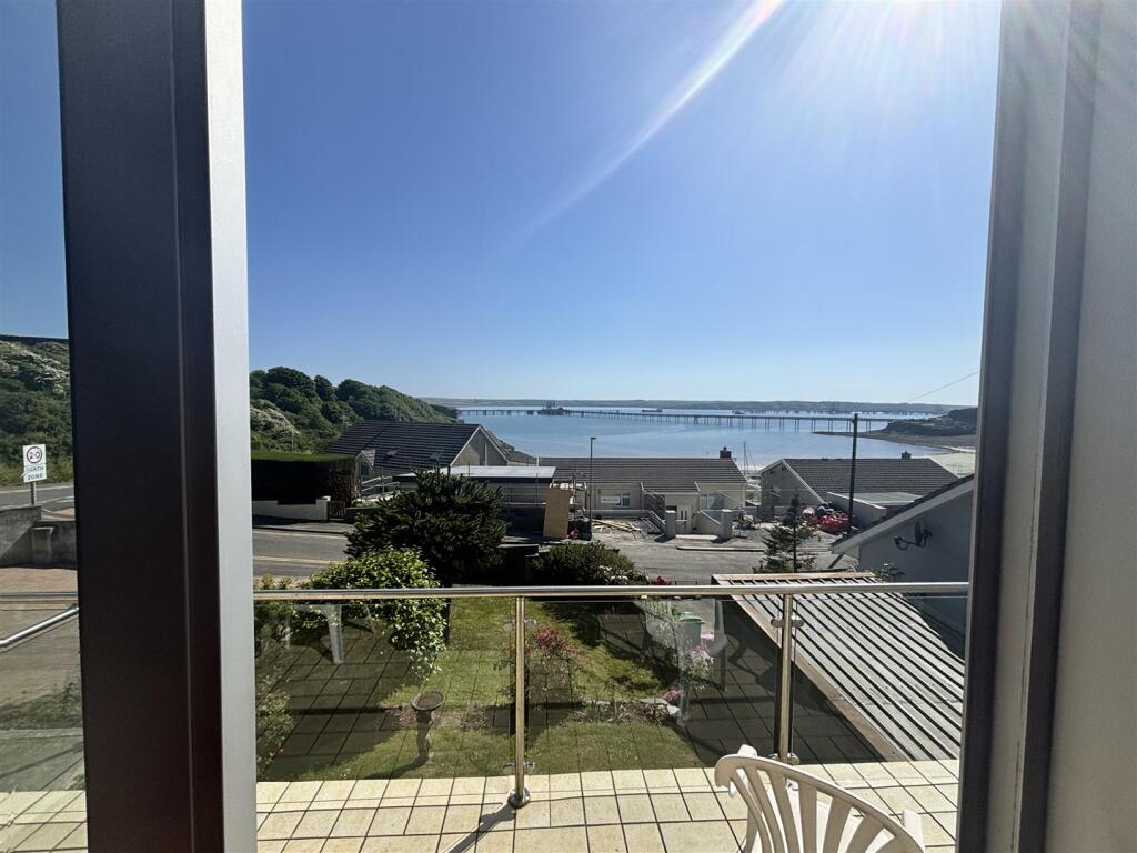 Hakin, Milford Haven photo 4
