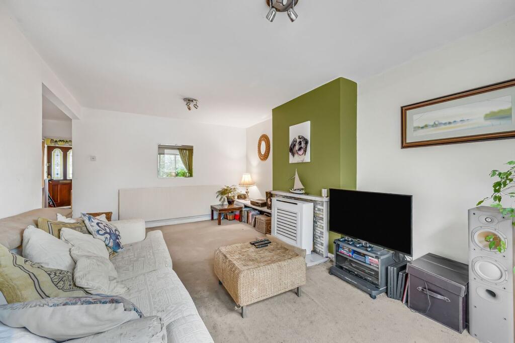 House in Spelthorne, Surrey - View 5