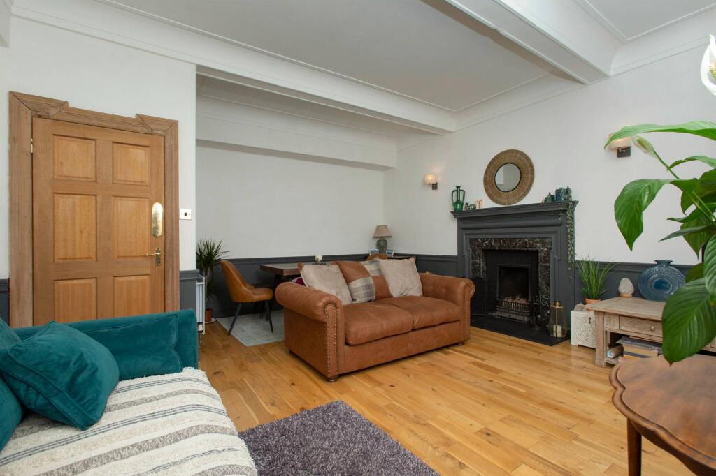 7 Midfield House, Lasswade, EH18 1ED photo 4