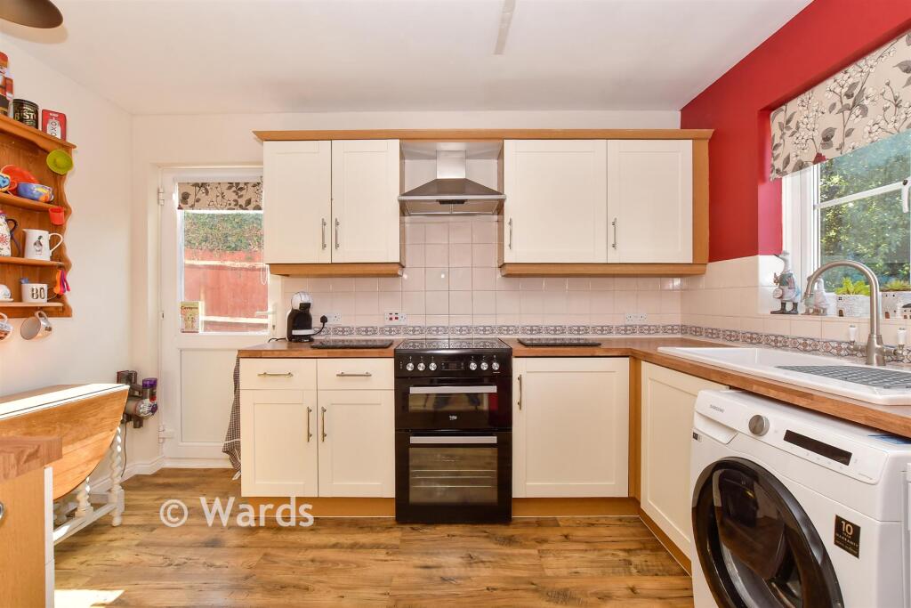 House in Canterbury - View 4