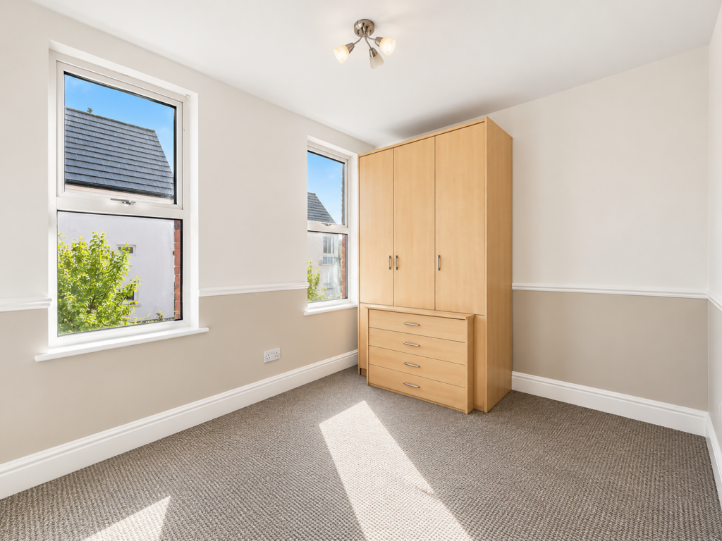 Apartment in Preston - View 5