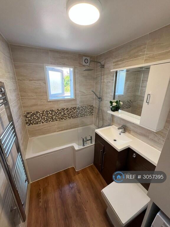Apartment in London, Harlesden - View 2