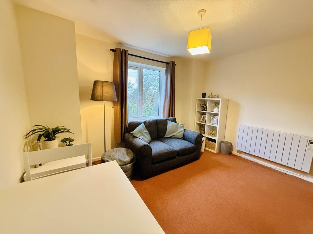 Apartment in Oxford - View 3